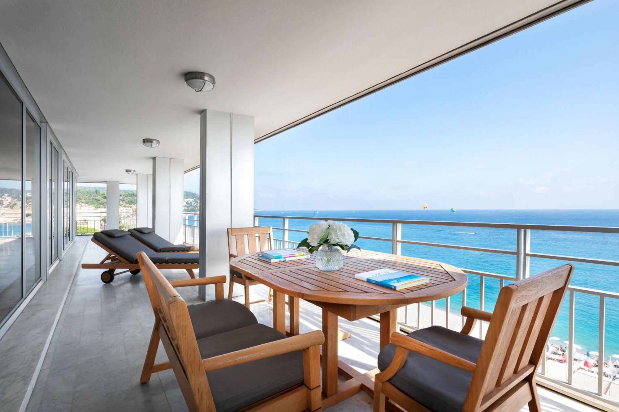 Le Meridien Niza Exterior foto